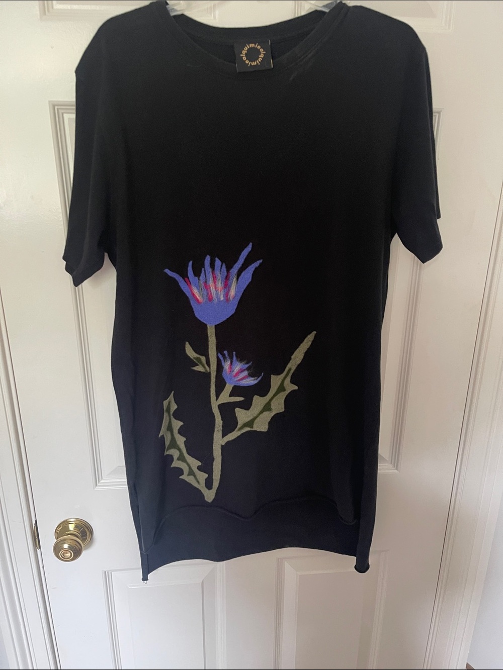 Kate Beck Alqumie knit dress with appliqué